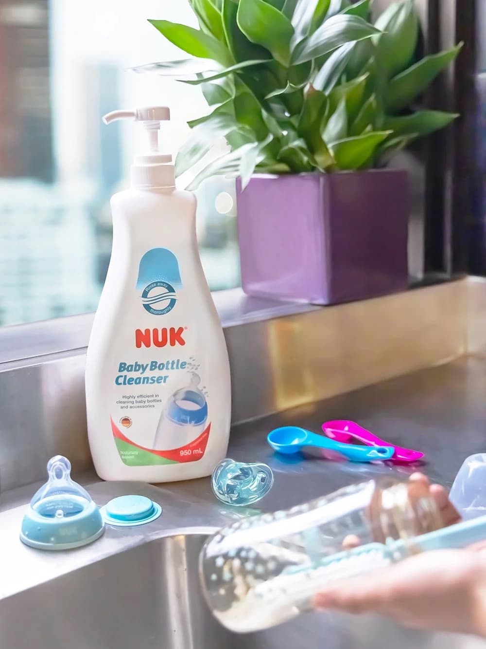 NUK campaign still, ninth look